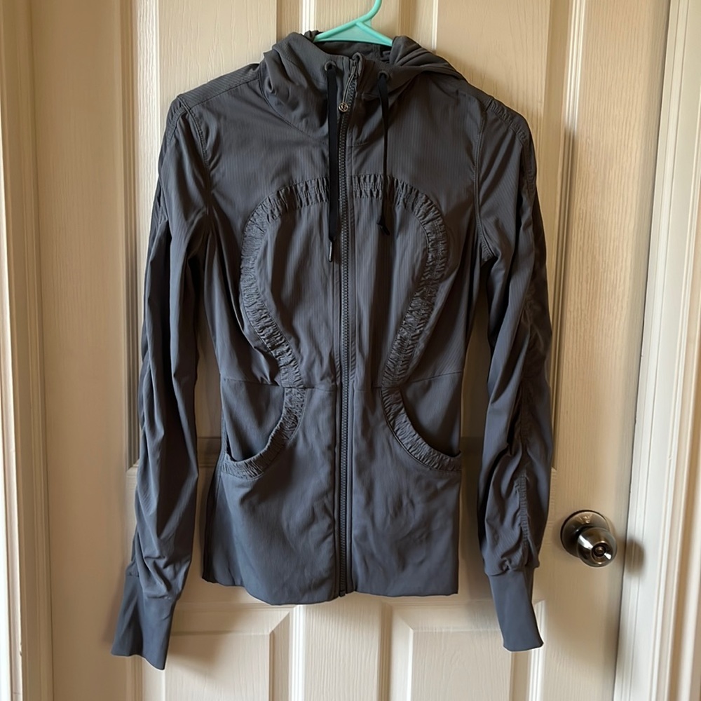 Lululemon reversible jacket gray